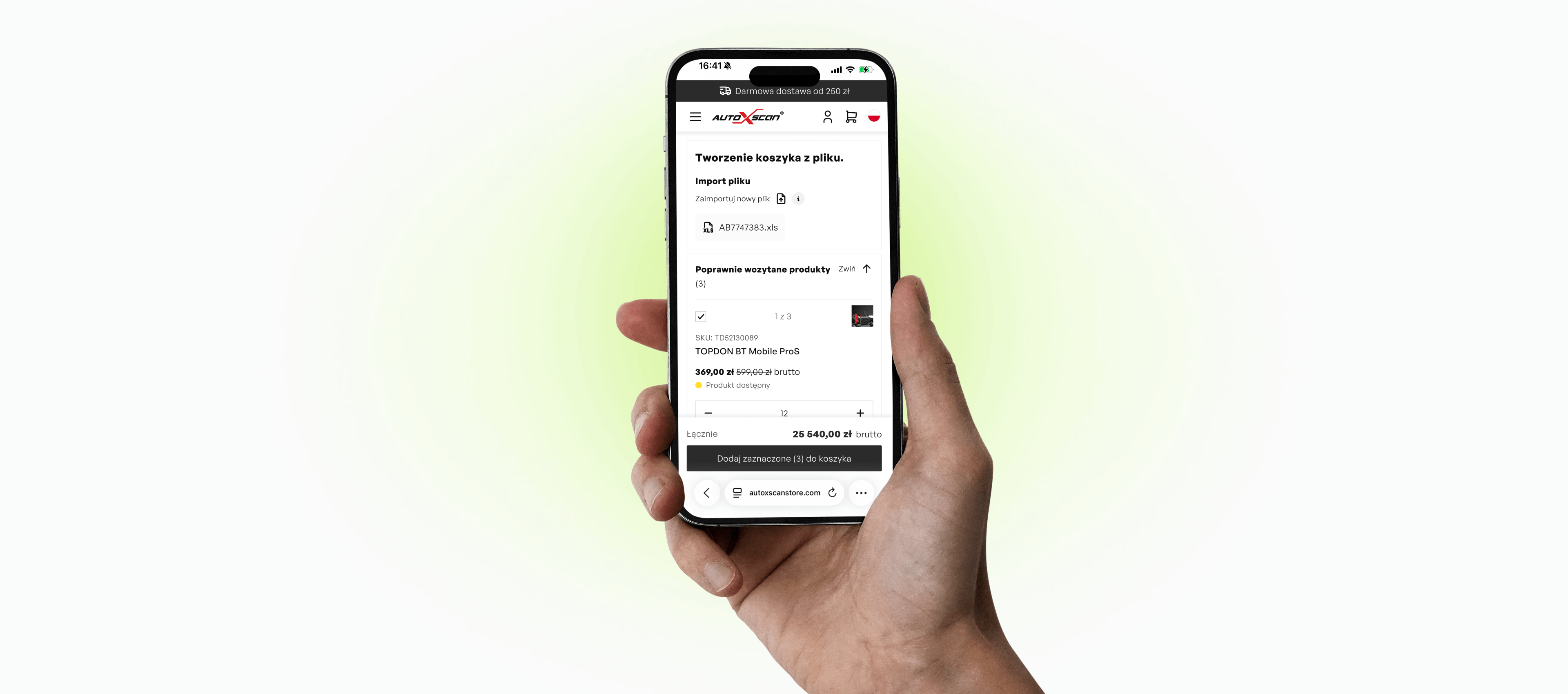 Ręka trzymająca smartfon z wyświetlonym ekranem koszyka/kasy w polskim sklepie internetowym, na dole ekranu widnieje TOPDON BT Mobile ProS, a na dole informacja o sumie.